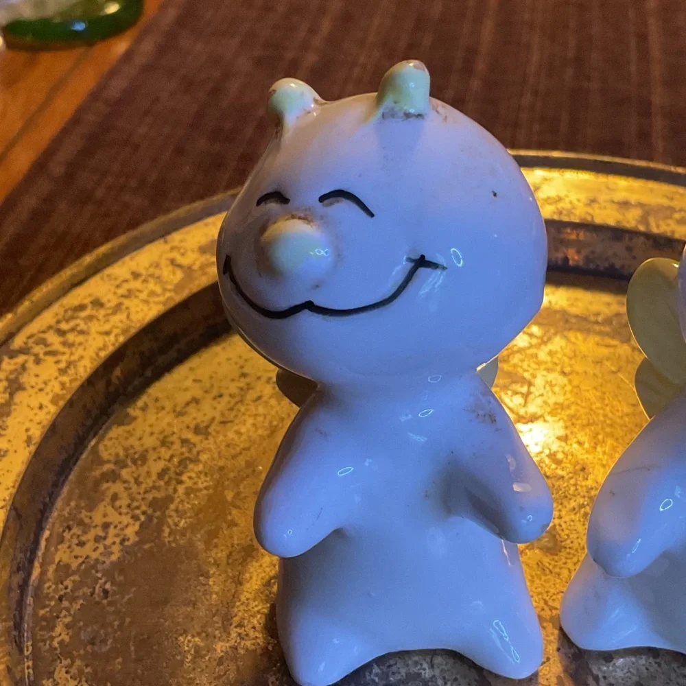 Cute Ceramic Angel Figurines salt and pepper shakers.